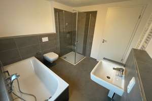 *3-Zimmerwohnung aus 2021*Balkon*Tageslichtbad*Gerschede* – Bischof-Franz-Wolf-Str. 14, 45357 Gerschede, Essen – Vorschaubild 4