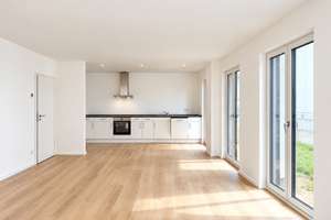 *NEW GROUND-FLOOR APARTMENT*
approx. 110 m², 3-Room, 2-Bed, 1.5 bath, terrace, smart home + carport – 65191 Bierstadt, Wiesbaden – Vorschaubild 1