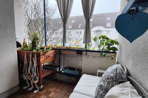 Kurzeitige befristete Untermiete - 3-Zimmer-Wohnung mit 2 Katzen für Pärchen - kein WBS – Moltkestraße 80, 50859 Lövenich, Köln – Vorschaubild 1