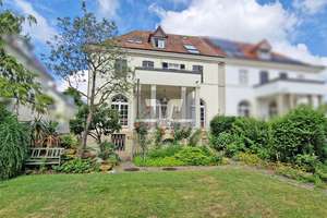 Ein Schmuckstück in Mannheim-Feudenheim:
Stilvolles Anwesen mit schönem Garten!