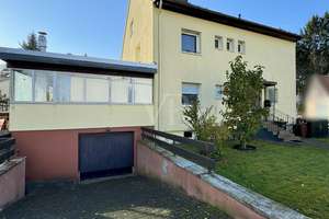 Solides, energetisch saniertes Mehrfamilienhaus – attraktive Kapitalanlage mit Eigennutzungsoption – Die vollständige Adresse der Immobilie erhältst du vom Anbieter., 65329 Hohenstein – Vorschaubild 2