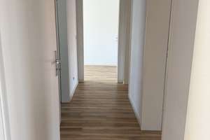 Helle 4-Zimmer-Wohnung mit Tiefgaragenplatz in begehrter Lage von Hannover – Die vollständige Adresse der Immobilie erhältst du vom Anbieter., 30177 List, Hannover – Vorschaubild 16