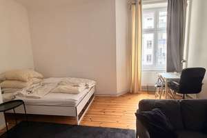 Bezugsfreie 1-Zimmer-Wohnung im gepflegten Altbau – ruhig & zentral – Prenzlauer Allee 35, 10405 Prenzlauer Berg, Berlin – Vorschaubild 3