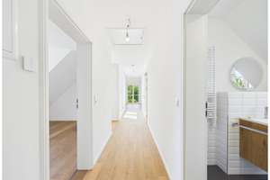 Lichtdurchflutetes Penthouse-Feeling mit Südterrasse - moderne 3-Zimmer-Wohnung mit Blick ins Grüne – Die vollständige Adresse der Immobilie erhältst du vom Anbieter., 81249 Lochhausen, München – Vorschaubild 28
