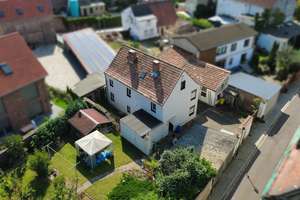 Platz für die ganze Familie: Ihr großzügiges Einfamilienhaus mit Hof, Nebengelass und Garten!