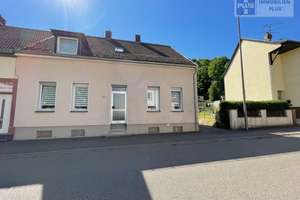 HOMBURG; CHARMANTES 1–2 FAMILIENHAUS MIT GROSSEM GRUNDSTÜCK UND ENTWICKLUNGSPOTENZIAL – Die vollständige Adresse der Immobilie erhältst du vom Anbieter., 66424 Homburg – Vorschaubild 2