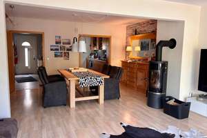 Begehrte Lage in Pulheim, Reihenhaus mit Garage und Stellplatz 