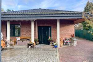 VB! Barrierefreier Bungalow mit Einliegerwohnung und Pool in Finsterwalde – 3238 Finsterwalde – Vorschaubild 2