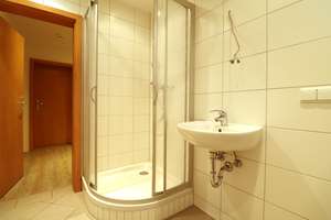 3-Raumwohnung in begeehrter Wohnlage mit Dusche – Frühlichtweg 2, 9127 Gablenz, Chemnitz – Vorschaubild 2