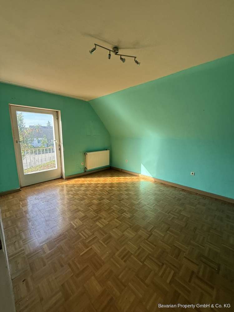 Immobilie in Geiselhöring - Viel Platz für die Familie: Zweifamilienhaus auf 970 m² Grundstück - Bild 8