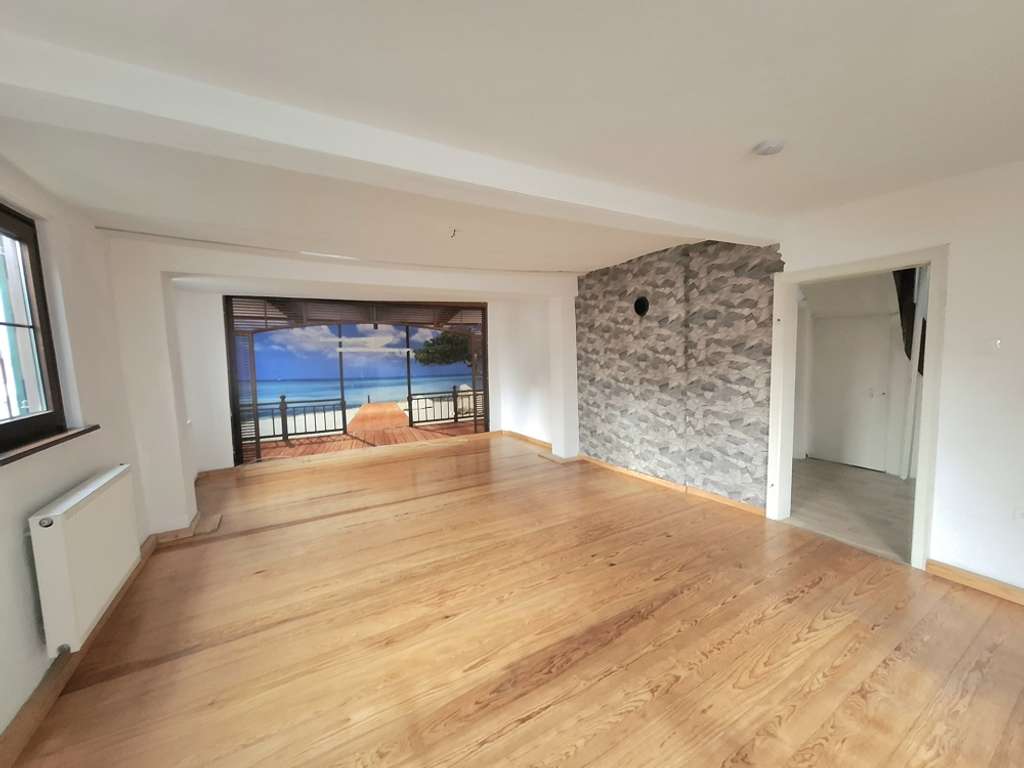 Immobilie in Herxheim - Charmantes Fachwerkhaus mit großem Entwicklungspotenzial im Herzen von Herxheim - Bild 0