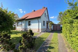 Provisionsfrei!! Freistehendes Einfamilienhaus in beliebter, naturnaher Lage – Die vollständige Adresse der Immobilie erhältst du vom Anbieter., 99094 Bischleben-Stedten, Erfurt – Vorschaubild 2