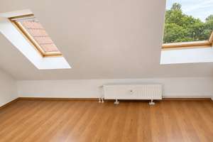 Ideal für Singles, Berufstätige und Studierende - Helle 2-Zimmer-Dachgeschosswohnung – Richterstr. 9, 12526 Bohnsdorf, Berlin – Vorschaubild 3
