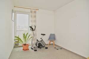 Im Sommer einziehen!  6 Zimmer, junges RMH in sehr ruhiger Lage, 2 x Terrasse, Doppelgarage – Ulm – Vorschaubild 9