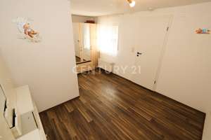 Renovierungsbedürftiges Reihenmittelhaus mit schönem Garten! – Die vollständige Adresse der Immobilie erhältst du vom Anbieter., 48527 Nordhorn – Vorschaubild 11