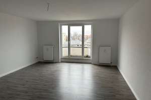 Charmante & modernisierte 2-Zimmer-Wohnung mit Balkon – sofort bezugsfrei! – Halberstädter Str 75, 39112 Sudenburg, Magdeburg – Vorschaubild 1