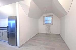 Gemütliche, helle 2-Zimmer-Dachgeschosswohnung mit Weitblick in Kirchheim ! – Schlehenring 24 a, 85551 Kirchheim bei München – Vorschaubild 10