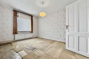 Findorff - Sanierungsbedürftiges Reihenhaus mit Gründerzeitfassade und Garage – Die vollständige Adresse der Immobilie erhältst du vom Anbieter., 28215 Regensburger Straße, Bremen – Vorschaubild 8