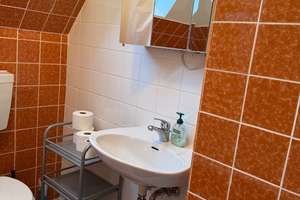 Schöne 2 Zimmer Dachgeschoßwohnung in Stadtrandlage mit sehr guter Verkehrsanbindung – Eiserfelder Straße 209, 57080 Eiserfeld, Siegen – Vorschaubild 18