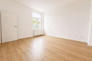 Stilvolle Altbauwohnung nach Kernsanierung - 2,5 Zimmer mit hohen Decken in zentraler Lage – Alter deutscher Ring 35, 47799 Stadtmitte, Krefeld – Vorschaubild 6