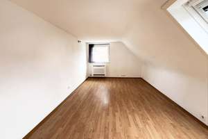 Doppelhaushälfte mitten in Vaihingen – Die vollständige Adresse der Immobilie erhältst du vom Anbieter., 70563 Vaihingen-Mitte, Stuttgart – Vorschaubild 7