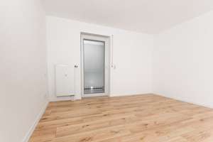 2. Monate KALTMIETFREI !!! Moderne Whg. im DG - große Loggia - Stellplatz u.v.m. – Meinersdorfer Straße 32, 9123 Morgenleite, Chemnitz – Vorschaubild 9