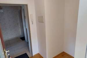 Zuhause mit modernisiertem Charme in Köln-Brück – Am Klausenberg 8, 51109 Brück, Köln – Vorschaubild 2