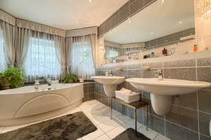 Großzügige Villa mit 360 m² Wohnfläche & Einliegeroption – ruhige Lage nahe Köln – Die vollständige Adresse der Immobilie erhältst du vom Anbieter., 51491 Overath – Vorschaubild 13