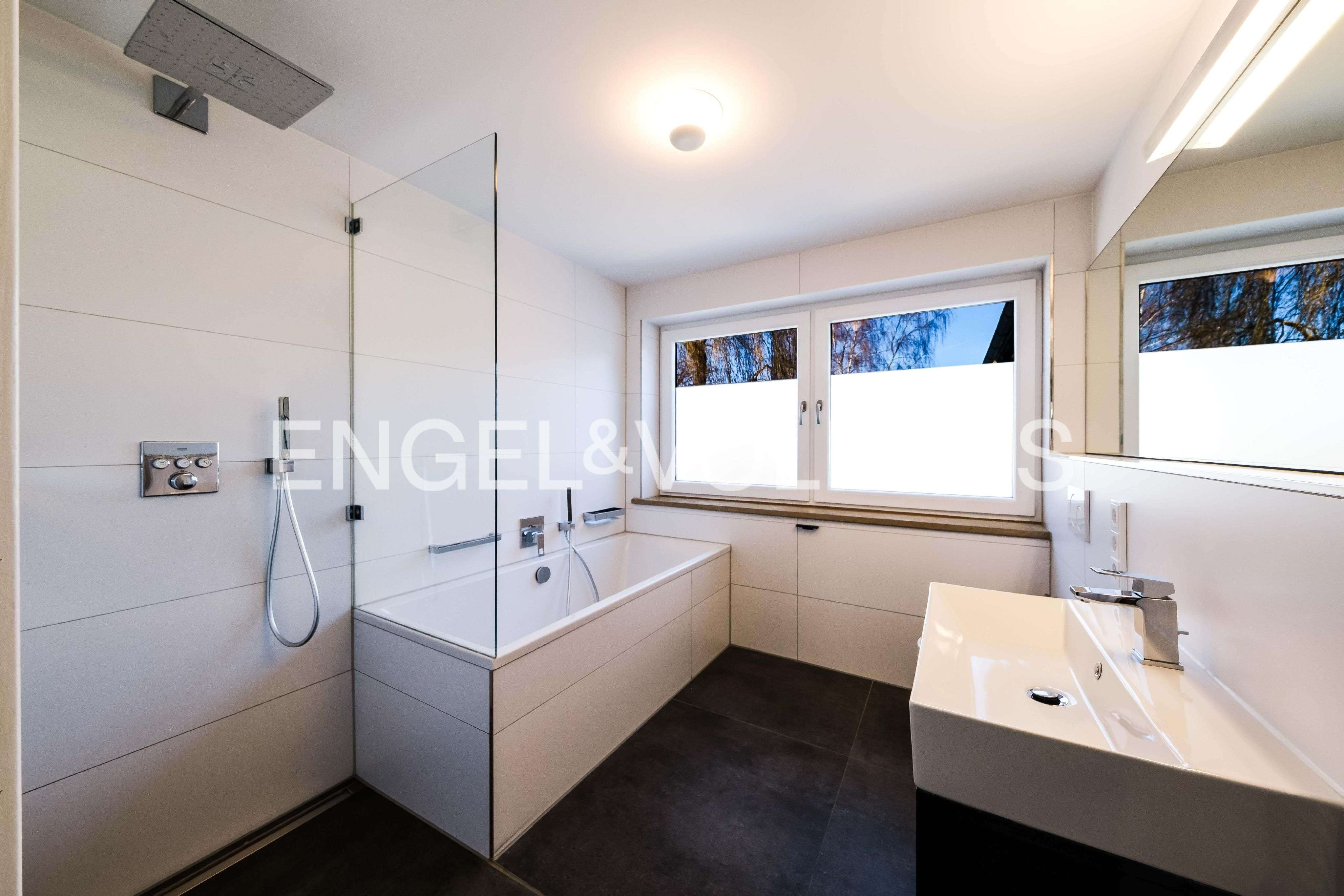 Immobilie in Warngau - Morgens an den Weiher, abends an den Kamin: Ihr Familien-Refugium zwischen Holzkirchen und Tegernsee - Bild 4