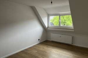 Modernes Wohnen: 2-Zimmer-Dachgeschosswohnung in Köln-Höhenberg – Kulmbacher Str. 8, 51103 Höhenberg, Köln – Vorschaubild 11