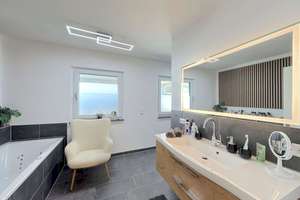 "Wohnen der Zukunft: Barrierefreier Bungalow mit Swim-Spa, Wärmepumpe und hochwertiger Ausstattung" – Die vollständige Adresse der Immobilie erhältst du vom Anbieter., 84359 Simbach am Inn – Vorschaubild 7