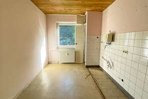 Großzügige 4-Zimmer-Wohnung mit Loggia in grüner Lage von Essen-Schönebeck – Die vollständige Adresse der Immobilie erhältst du vom Anbieter., 45359 Schönebeck, Essen – Vorschaubild 7