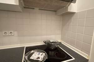 Geschmackvolle und geräumige Wohnung mit einem Zimmer sowie Balkon und EBK in Berlin – Ebertystraße 32, 10249 Friedrichshain, Berlin – Vorschaubild 8
