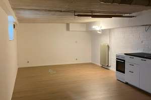 ausgebaute Keller/ Handwerkerwohnung mit 2 Zimmern in Hamburg-Bramfeld
