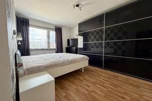 Willkommen zu Hause: Wohnen nahe dem Silbersee – Gepflegte 4-Zimmer-Wohnung mit Südbalkon und Garage – Die vollständige Adresse der Immobilie erhältst du vom Anbieter., 30851 Langenhagen – Vorschaubild 3