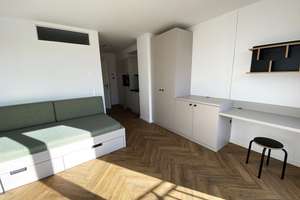 Möblierte Wohnung mit Südausrichtung, EBK und Balkon!!! Direkt am Marktplatz Adlershof! – Florian-Geyer-Str 111, 12489 Adlershof, Berlin – Vorschaubild 1