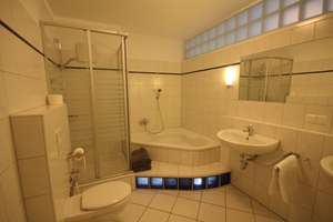 3 ZW im Frankfurter Westend mit ruhigem Balkon zum Innenhof – 60383 Westend-Nord, Frankfurt am Main – Vorschaubild 14