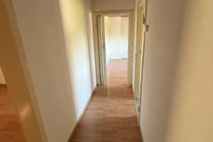 Geschmackvolle, gepflegte 2-Raum-Dachgeschosswohnung in Köln Longerich – Köln – Vorschaubild 3
