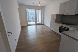 Geschmackvolle 2-Zimmer-Wohnung mit gehobener Innenausstattung mit Einbauküche in München Laim