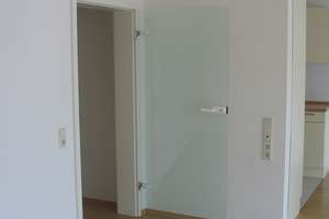 Bonn-Ippendorf ruhige Toplage, helle 3ZKDB,G-WC, großer Südwest Balkon mit schönem Ausblick – Michael-Leveilly-Str 6, 53127 Ippendorf, Bonn – Vorschaubild 4