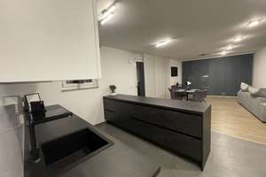Im Frühling über den Dächern Pforzheims - exklusives Penthouse – Die vollständige Adresse der Immobilie erhältst du vom Anbieter., 75172 Weststadt, Pforzheim – Vorschaubild 8