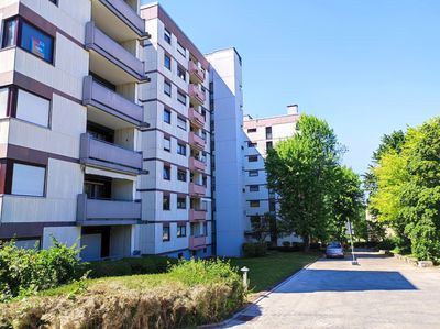 # Sehr gut # Wohung mit Garage