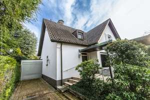 Einfamilienhaus mit Garten, Pool und Garage in begehrter Lage von Neu-Isenburg – Die vollständige Adresse der Immobilie erhältst du vom Anbieter., 63263 Neu-Isenburg – Vorschaubild 29