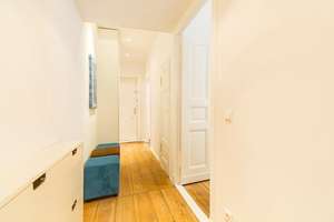 Altbau zum Verlieben: Helle 2 Zimmer mit Balkon am Mauerpark – 10437 Prenzlauer Berg, Berlin – Vorschaubild 6
