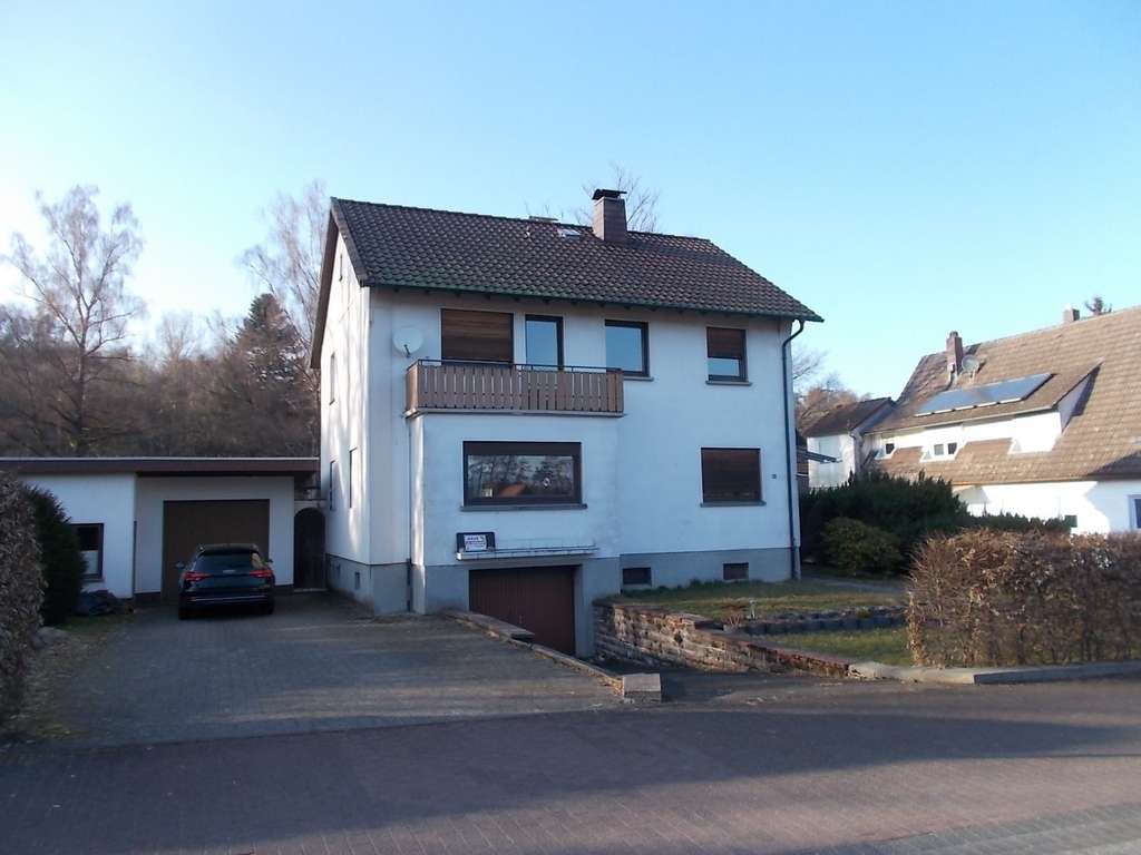 Immobilie in Grebenhain - Tolles Familienhaus im Grünen in Grebenhain Ilbeshausen-Hochwaldhausen - Bild 1