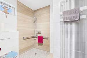 Exklusive Villa mit Traumgrundstück, Indoor-Pool und bester Lage!!! – Die vollständige Adresse der Immobilie erhältst du vom Anbieter., 51469 Stadtmitte, Bergisch Gladbach – Vorschaubild 22
