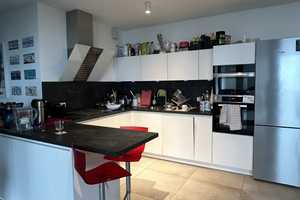 Property thumbnail 2