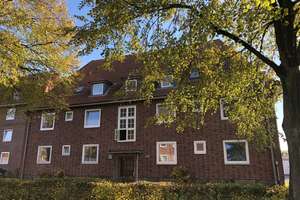 Preisgünstige, unrenovierte und vermietete 2-Zimmer-Wohnung in der "Schleife" von Rendsburg!