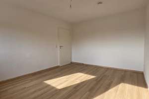 NEU !!! sanierte 3-Raum Dachgeschosswohnung – Schweriner Straße 5, 6749 Bitterfeld-Wolfen – Vorschaubild 14