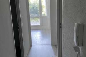 2 Zimmer Wohnung pm 1.OG mit großer Terrasse  - Nähe Uni Bochum – Girondelle 88, 44799 Querenburg, Bochum – Vorschaubild 2